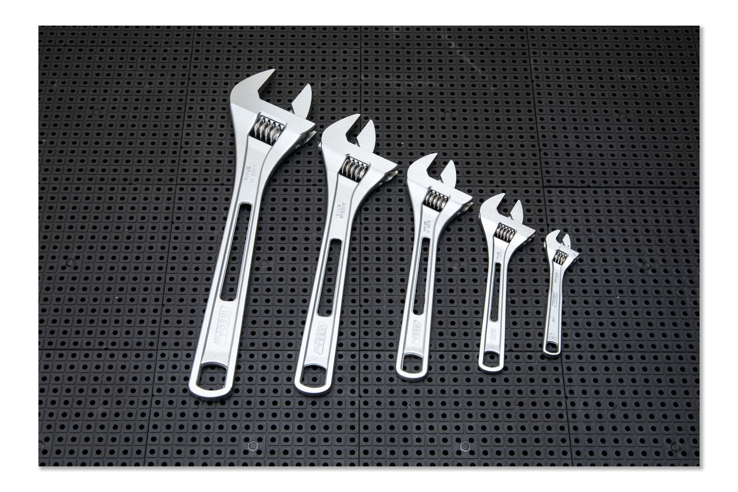 Obsessed Garage Adjustable Wrench Solution