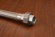 Stainless Steel Inlet Hose for Prevost Piping Kit (3/4" NPT Male to Female)