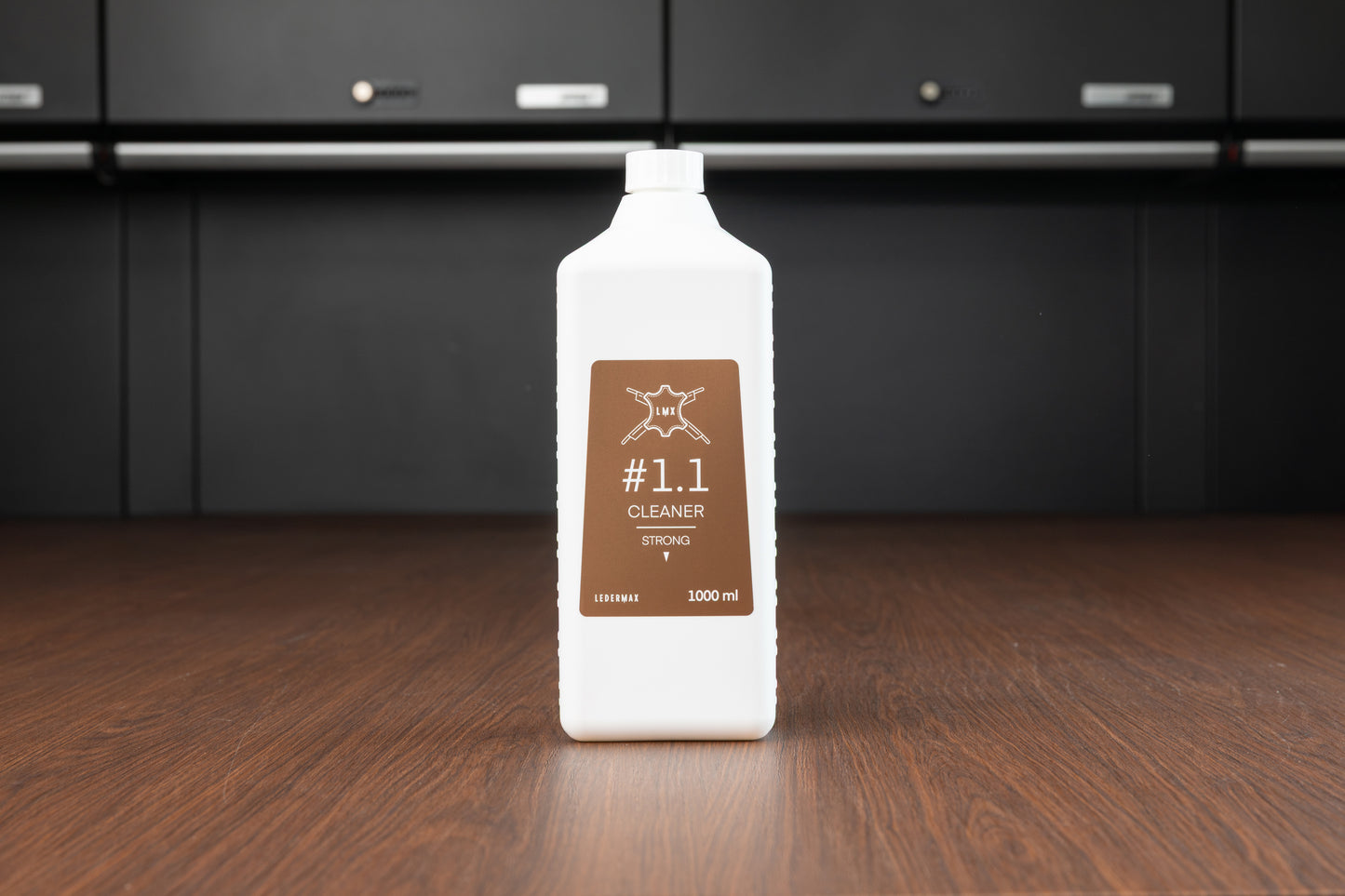 Ledermax Strong Cleaner 1.1
