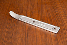 Pry / Skin Wedge Tool