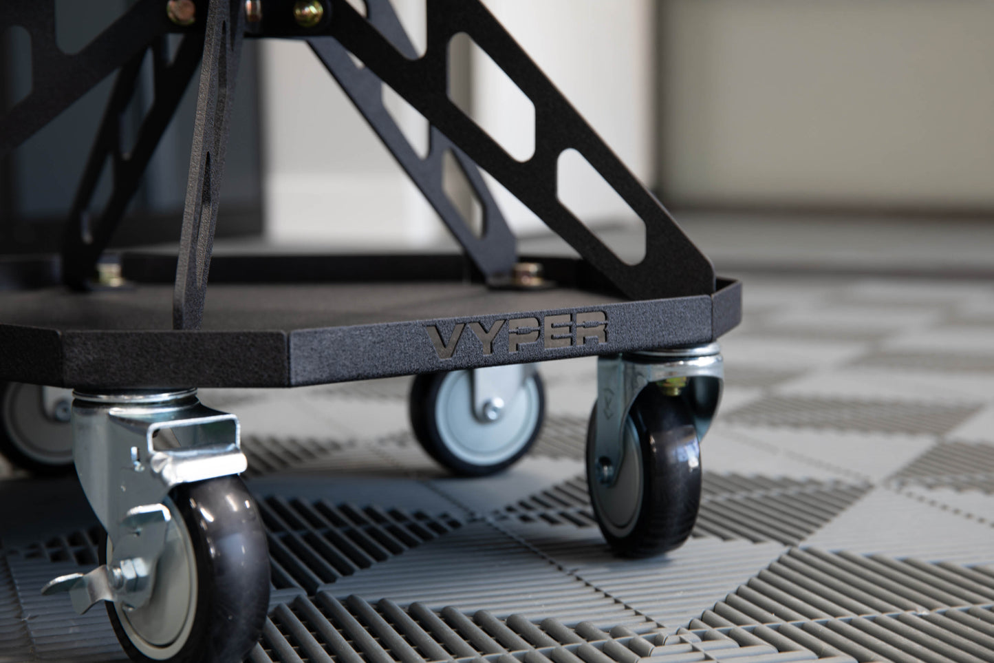 OG Vyper Chair - Robust Steel Pro