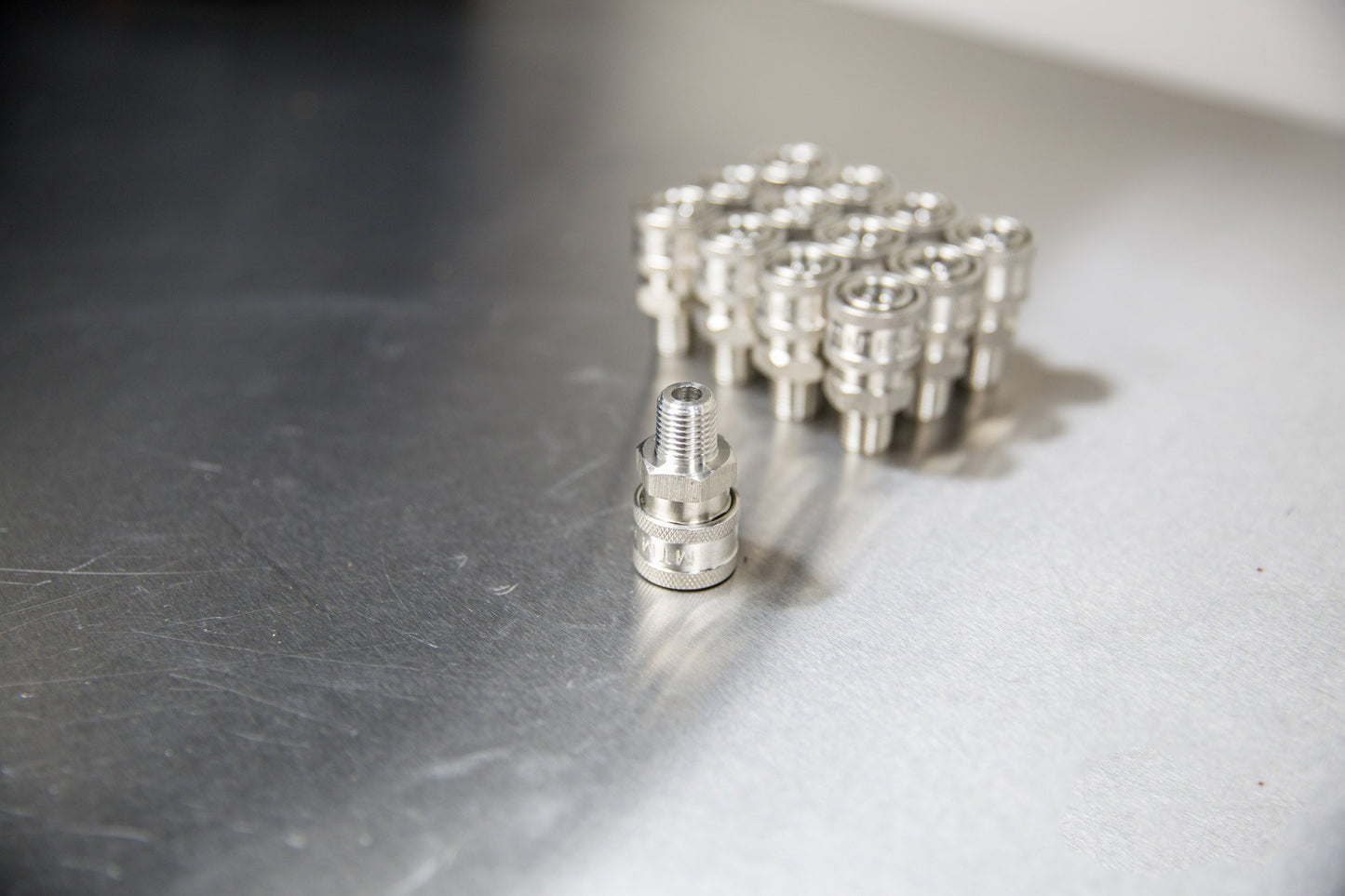 Stainless Steel 1/4" Male QD Coupler