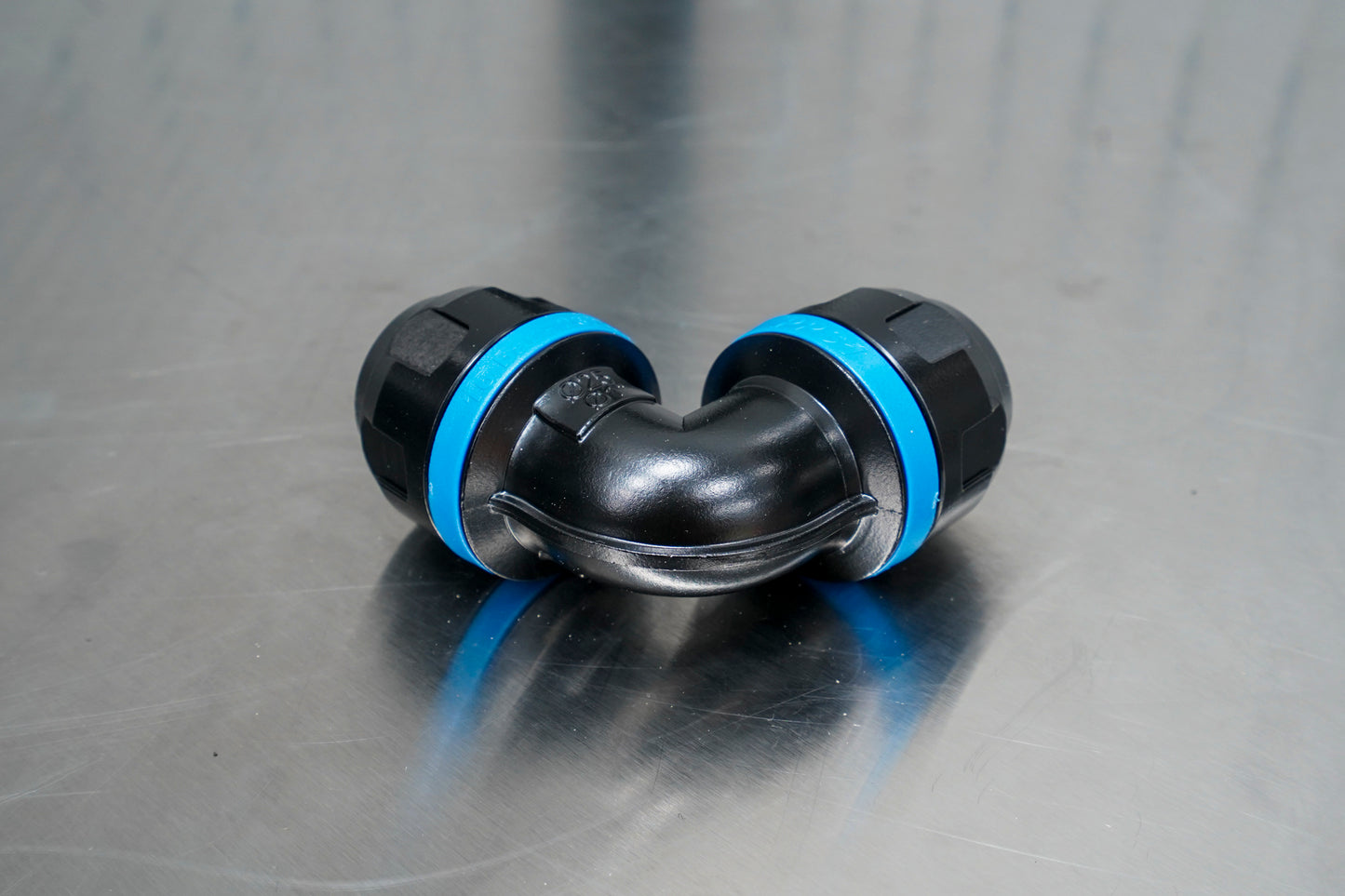 Prevost 90 Degree Union Elbow for 1" Pipe