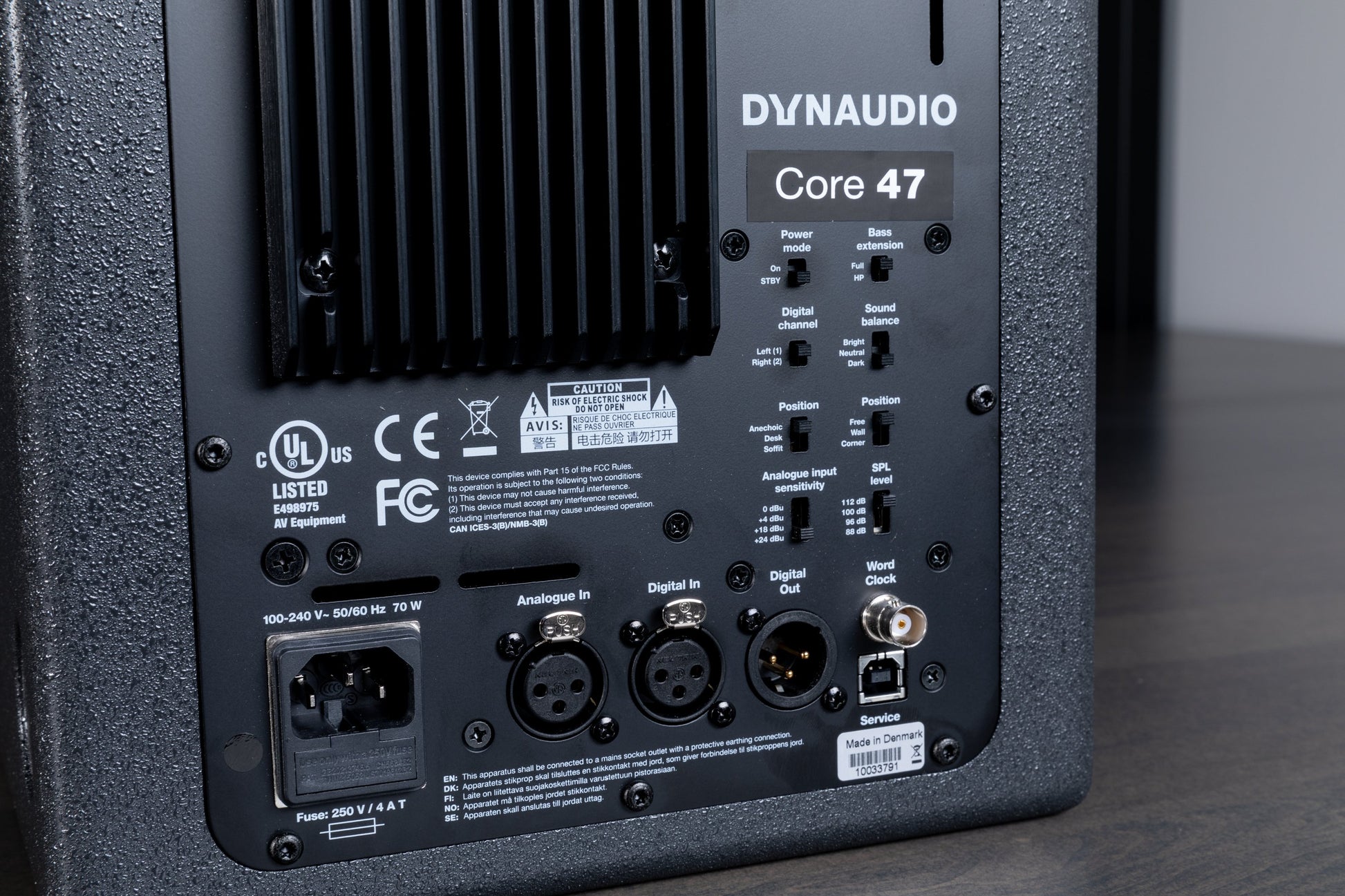 Dynaudio Core 47