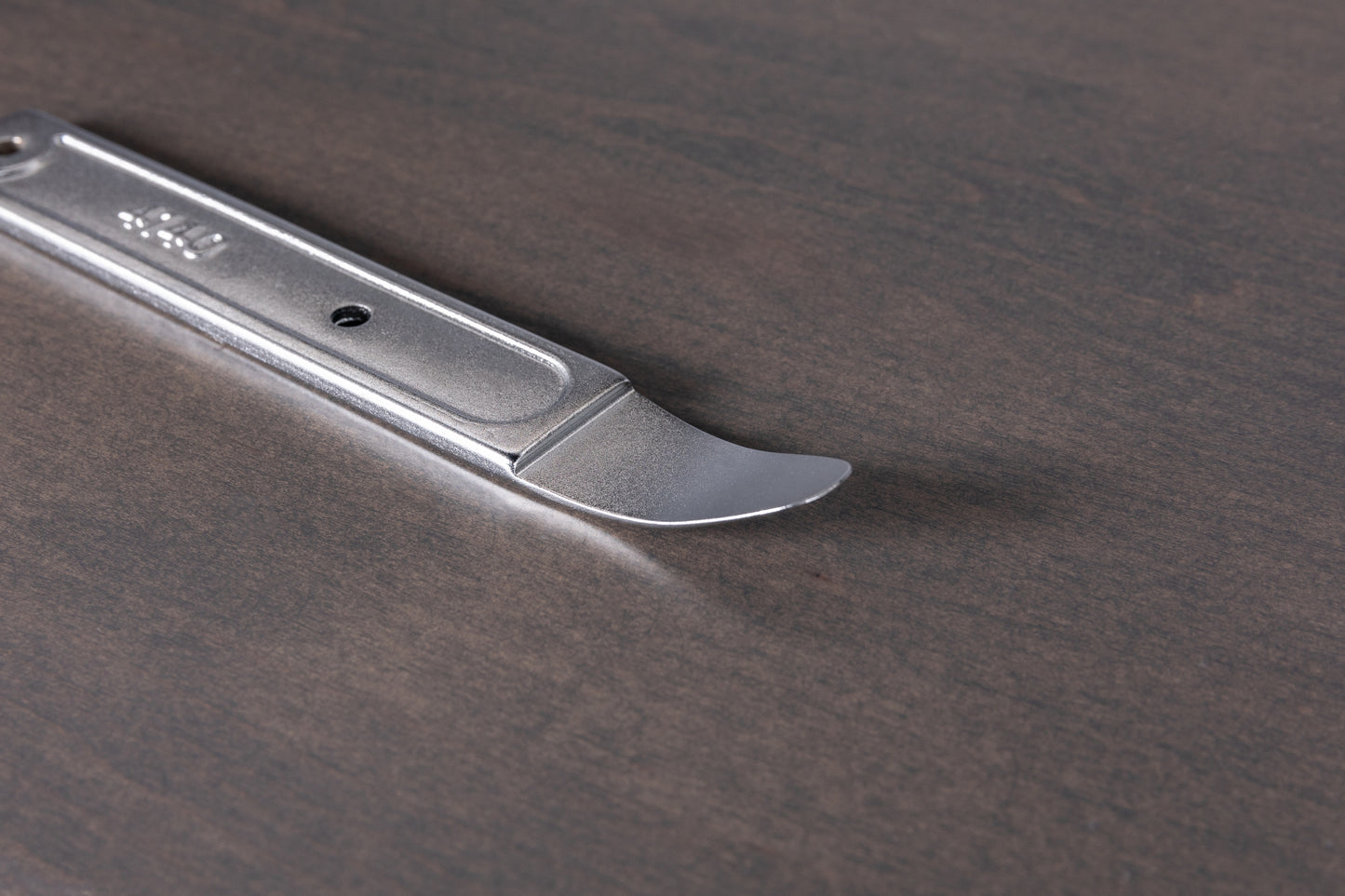 Pry / Skin Wedge Tool