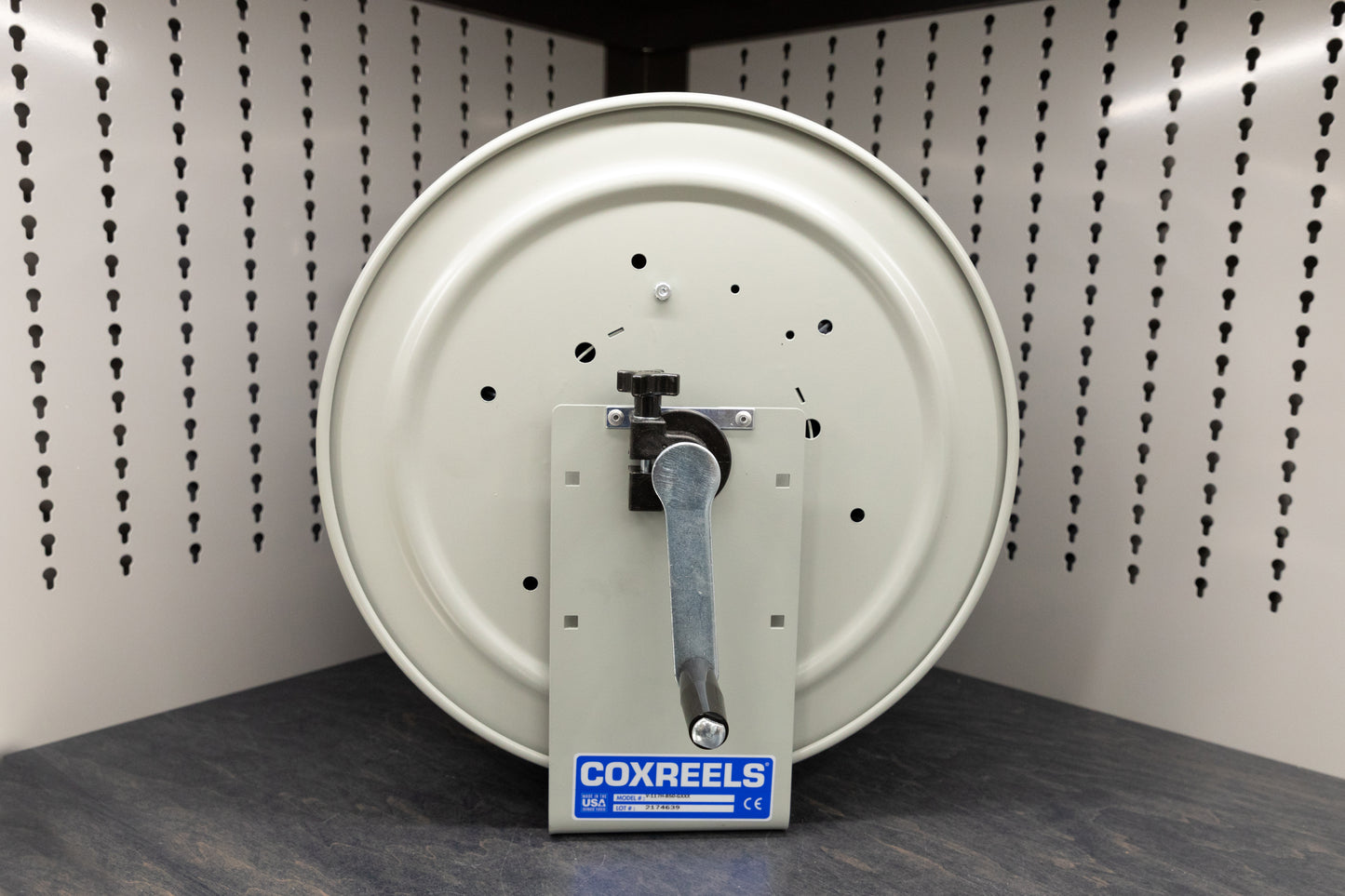 Coxreels Vacuum Hose Reel